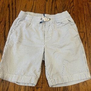 Boys GAP blue & white seersucker shorts size M